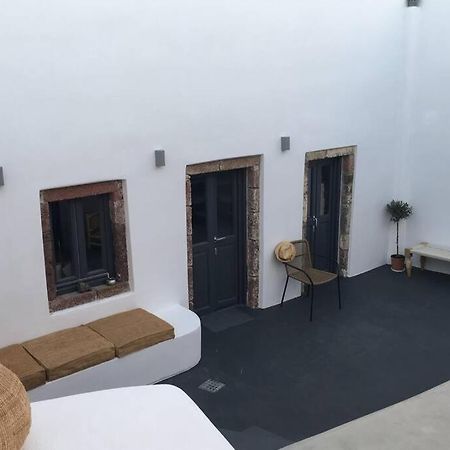 Villa Santorini Folia Cave House With Jacuzzi Pýrgos Exterior foto
